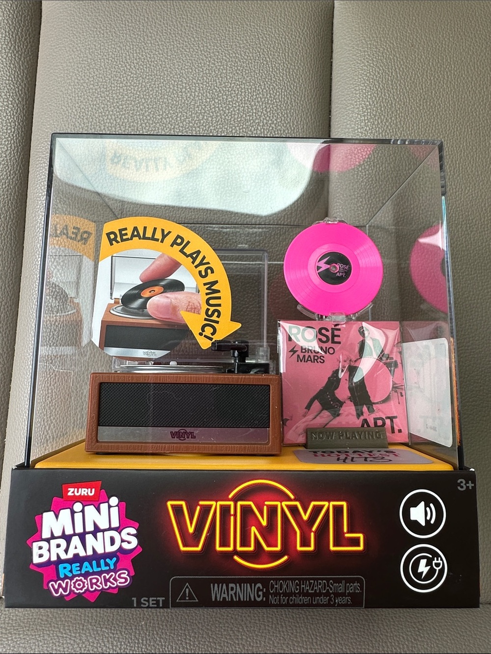 ZURU Mini Brands Vinyl Playset - Pink Record